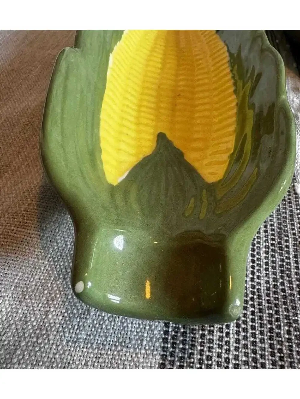 Vintage Ceramic Corn on the Cob Serving Set: 5-Piece Farmhouse Platter & Plates